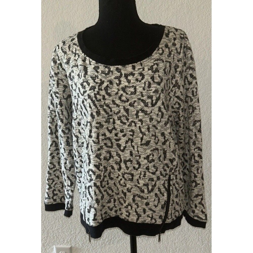 Onque Casual Leopard Print Sweater Womens XL Grey Black Knit Scoop Neck Zipper
